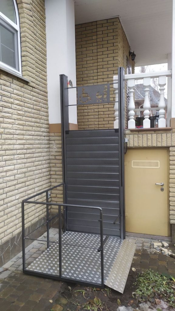 Вертикальный подъемник для инвалидов в наличии от лучшего производителя 4 | ГРАНДМЕТАЛЛ-СЕРВИС