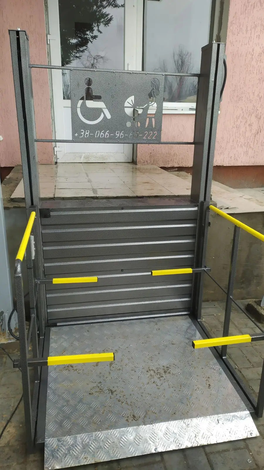 Купити підйомник для інвалідів Рівне від виробника | ГРАНДМЕТАЛ-СЕРВІС