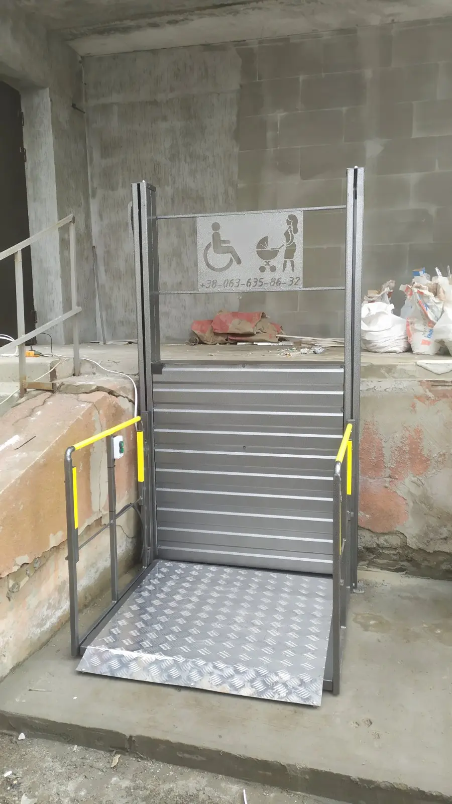 Купити підйомник для інвалідів Чугуїв 1 від виробника | ГРАНДМЕТАЛ-СЕРВІС
